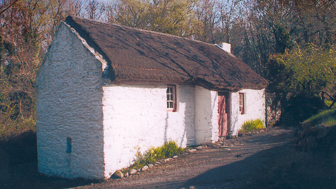 UFM - Things to see - Cruckaclady Farmhouse (1095 x 616)