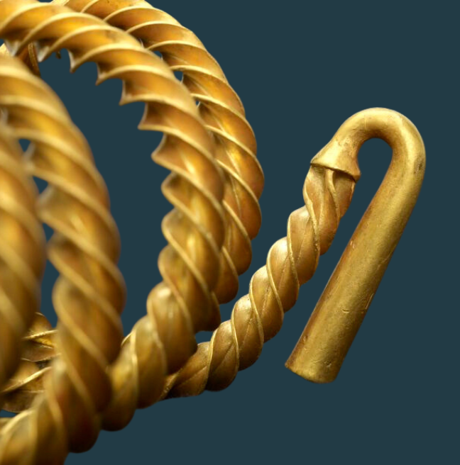Corrard Torc close up of end